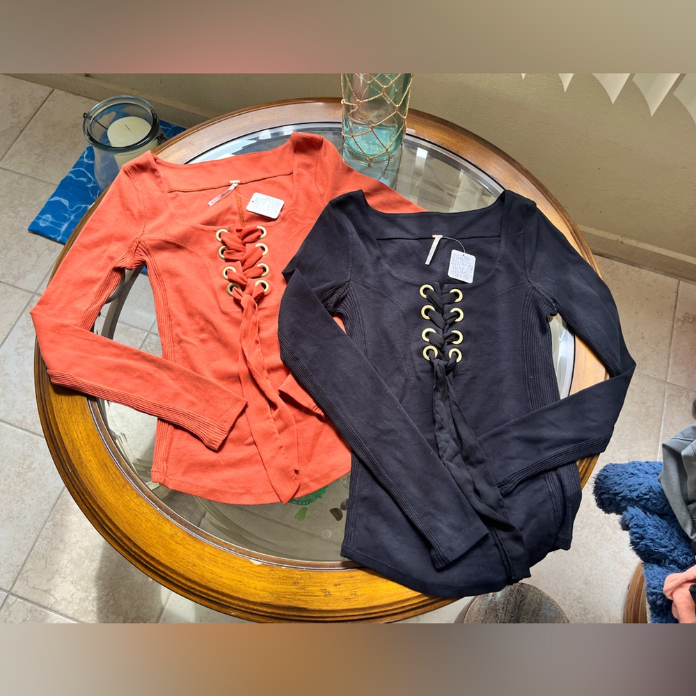 🐚FREE PEOPLE🐚- Lace-Up Long Sleeve Tops in Black and Orange NWT Size Sm